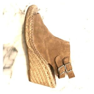 Kanna Suede Wedges - great condition!